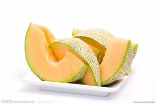 哈密瓜吃烤串可以吃吗视频,夏日消暑新宠,美味与健康的完美结合 哈密瓜吃烤串可以吃吗视频,夏日消暑新宠,美味与健康的完美结合